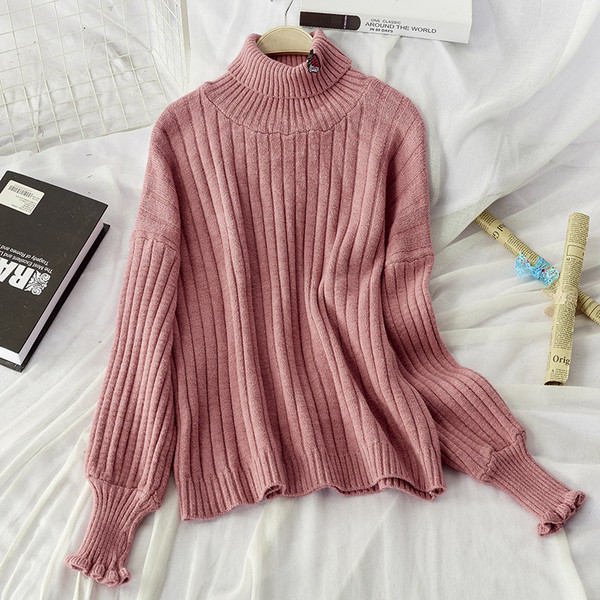 Μοντέρνο γυαικείο πουλόβερ με κεντήματα και ψηλό γιακά σε μαύρο, μπλε, ροζ και μπεζ χρώμα