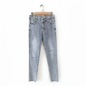 Μοντέρνα γυναικεία τζην  με ψηλή  μέση σε μπλε  χρώμα με σκισμένσ μοτίβα