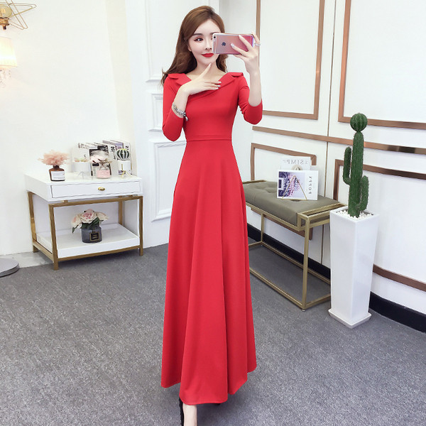 Rochie lungă de damă elegantă, cu mâneci lungi, în roșu și negru