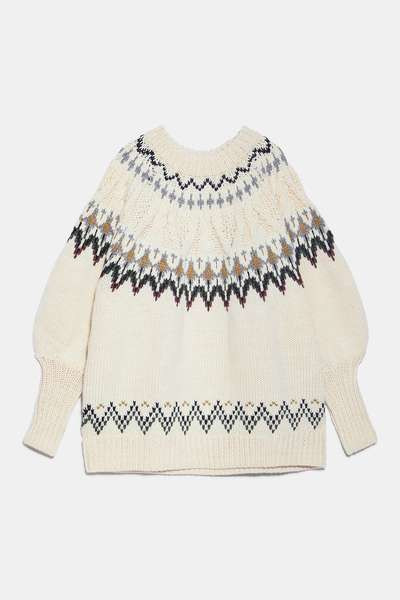 Hosszú téli pulóver, jacquard kötött ovális nyakkivágással, bézs színben