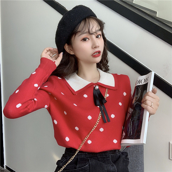 Γυναικείο πουλόβερ με περιλαίμιο σε κόκκινο και μπεζ χρώμα