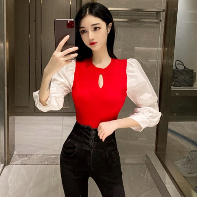 Modern női blúz, hosszú, széles ujjú piros, fehér és fekete színben