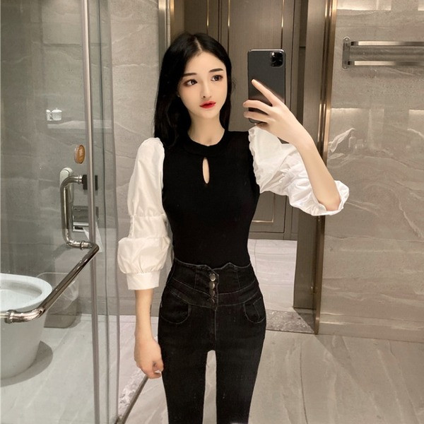 Modern női blúz, hosszú, széles ujjú piros, fehér és fekete színben