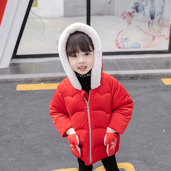 Gyerek dzseki lányoknak piros és lila színben 3D elemekkel és kapucnival