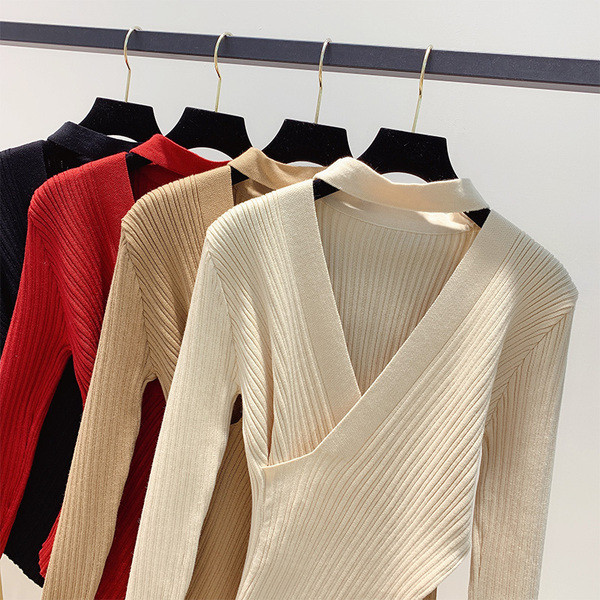 Γυναικείο πλεκτό πουλόβερ V-neck με κόκκινο, μπεζ, μαύρο και καφέ χρώμα