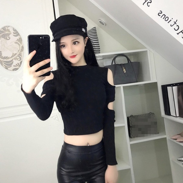 Μοντέρνα γυναικεία μπλούζα με μεγάλο κολάρο και κομμένα κομμάτια σε ροζ, μαύρο και μπορντό χρώμα