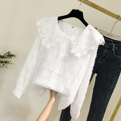 Γυναικείο πουκάμισο από δαντέλα με κολάρο και κουμπιά σε λευκό και μαύρο χρώμα