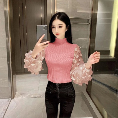 Alkalmi női pulóver magas gallérral és tüll ujjú rózsaszín, fehér és fekete színben