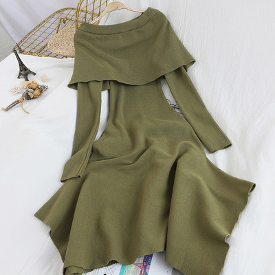 Rochie de dama tricotata cu decolteu barca si maneci lungi - model asimetric