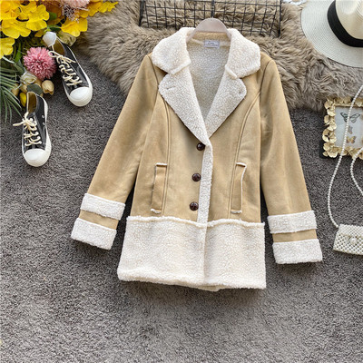 Steppelt női kabát bézs és barna gombokkal