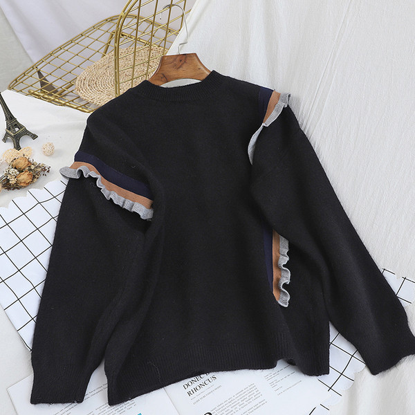 Καθημερινό  γυναικείο πλεκτό πουλόβερ με ωοειδές ντεκολτέ σε λευκό, μαύρο, μπλε και ροζ χρώμα