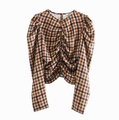 Rövid kockás blúz puffos ujjakkal és gumival