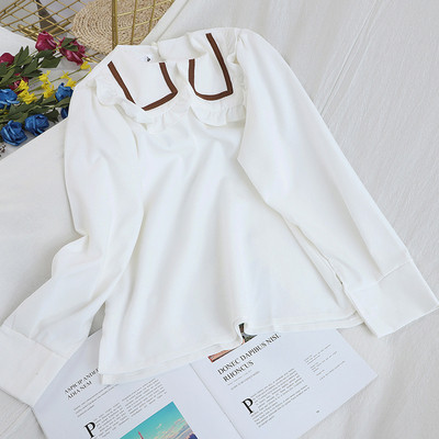 Γυναικείο πουκάμισο με οβάλ λαιμόκοψη με μακριά μανίκια σε λευκό, μπεζ, πράσινο και καφέ χρώμα