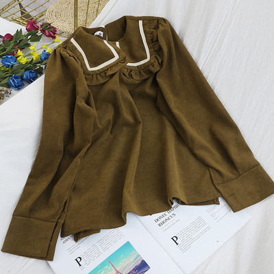 Γυναικείο πουκάμισο με οβάλ λαιμόκοψη με μακριά μανίκια σε λευκό, μπεζ, πράσινο και καφέ χρώμα