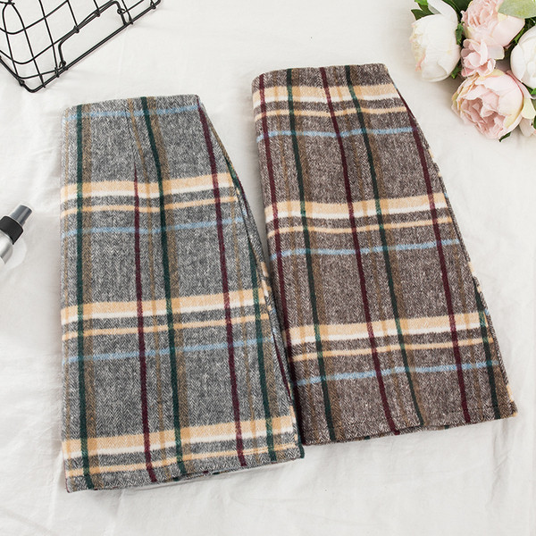 Téli kockás szoknya magas derékkal, barna és szürke színben