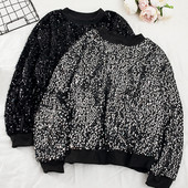 Μοντέρνα γυναικεία μπλούζα με πούλιες και O-λαιμόκοψη σε μαύρο, κόκκινο, ασημί και χρυσό χρώμα