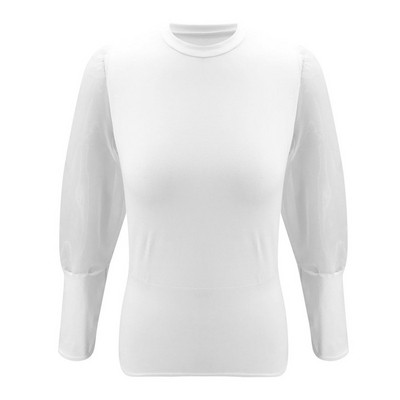 Modern női blúz ovális nyakkivágással és tüll fehér és fekete színben