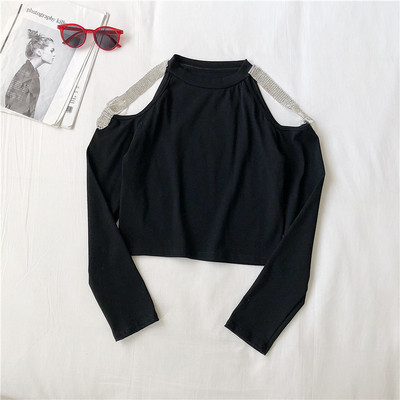 Γυναικεία κοντή μπλούζα σε μαύρο και άσπρο  χρώμα με διακόσμηση  πέτρες και γυμνούς ώμους