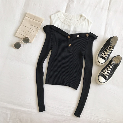 Ριγέ γυναικεία μπλούζα  σε τρία χρώματα με κουμπιά και στρογγυλή λαιμόκοψη