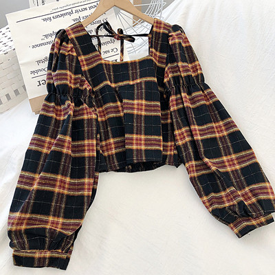 Καρό γυναικεία μπλούζα σε τέσσερα χρώματα με τετράγωνο λαιμόκοψη