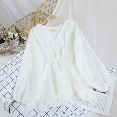 Γυναικεία μπλούζα με φαρδιά μανίκια και λαιμόκοψη σε λευκού, μαύρου και μπεζ χρώμα