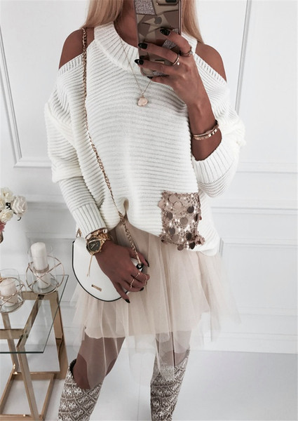 Modern női pulóver csupasz vállakat és flittereket rózsaszín, fehér és barna színben