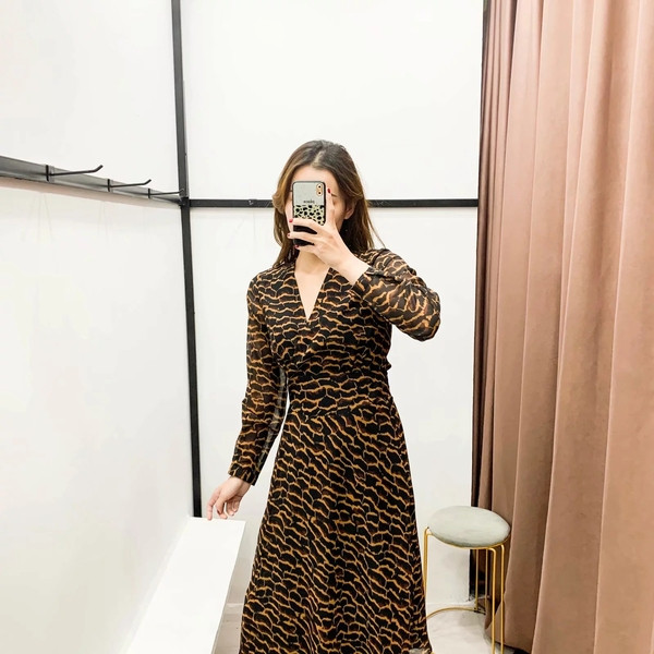 Μοντέρνο γναικείο φόρεμα από τούλι με ζωικό print