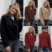 Modern női kabát cipzárral és pehelyszínnel barna, bézs, piros és fekete színben