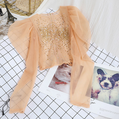 Γυναικεία  μπλούζα με βολάν μανίκια σε μαύρο, κόκκινο, λευκό και πορτοκαλί χρώμα