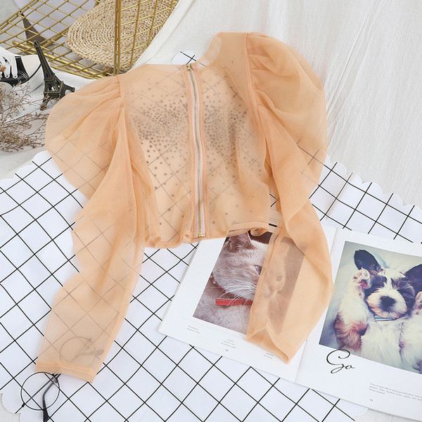 Női formális blúz fekete, piros, fehér és narancssárga puffos ujjakkal