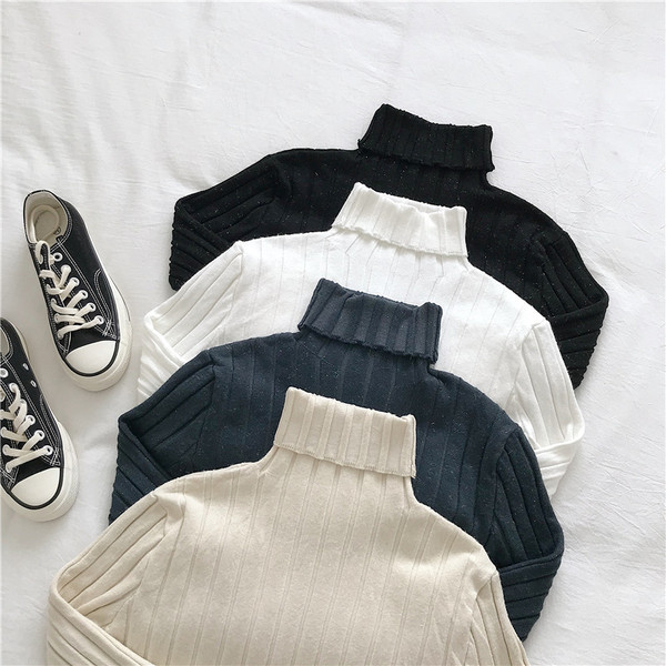 Γυναικείο πουλόβερ σε τέσσερα χρώματα με κολάρο και μακρύ μανίκι