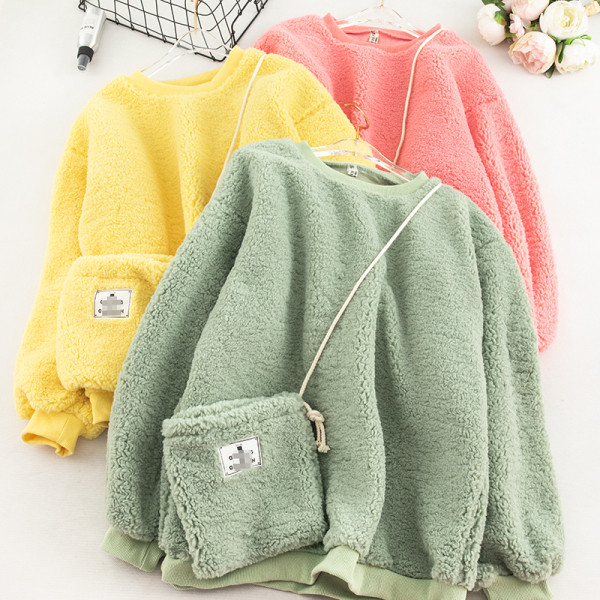 Γυναικείο χνουδωτώ Πουλόβερ  + τσάντα σε κίτρινο, ροζ, πράσινο και λευκό χρώμα