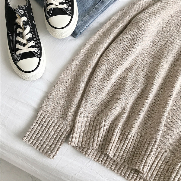 Μοντέρνο γυναικείο πουλόβερ σε γκρι, μαύρο και μπεζ χρώμα  με ψηλό κολάρο