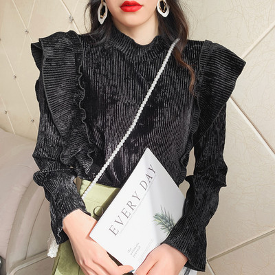 Μοντέρνα γυναικεία μπλούζα με βελούδο  με ημι-ψηλό γιακά