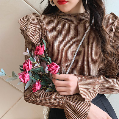 Μοντέρνα γυναικεία μπλούζα με βελούδο  με ημι-ψηλό γιακά