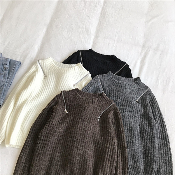 Γυναικείο πουλόβερ σε τέσσερα χρώματα με φερμουάρ και στρογγυλή λαιμόκοψη