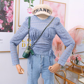 Női csipkeblúz ovális nyakkivágással, fehér, fekete, bézs és kék színben