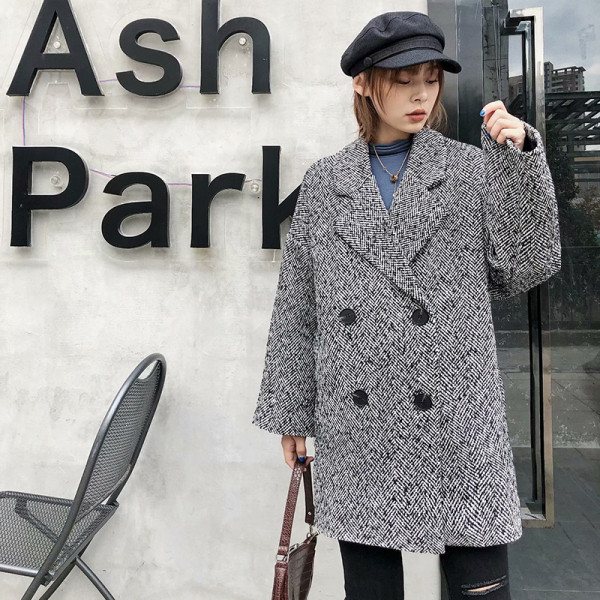 Női tavaszi-őszi kabát szürke színben, gombokkal