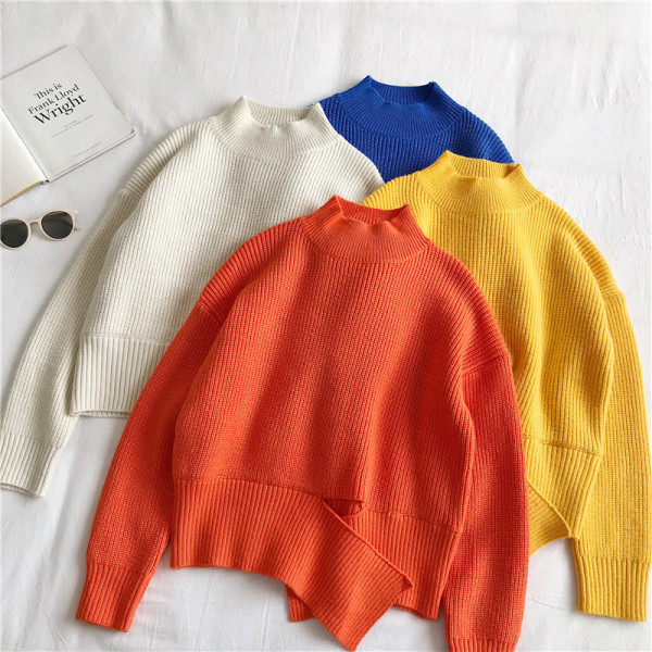 Alkalmi pulóver széles modell sárga, narancssárga, kék és fehér színben
