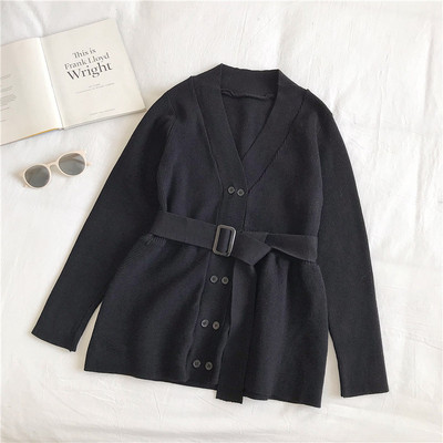 Fekete, barna és bézs színű női mellény övvel és gombokkal