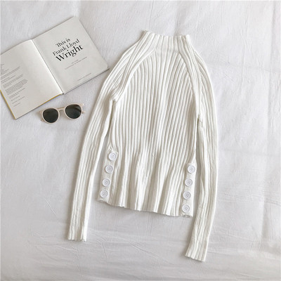 Modern női pulóver négy színben, gombokkal és félmagas gallérral