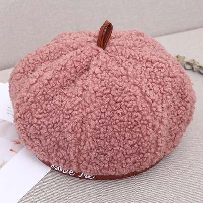 Női plüss barett sapka piros, zöld, bézs, fekete és barna színekben