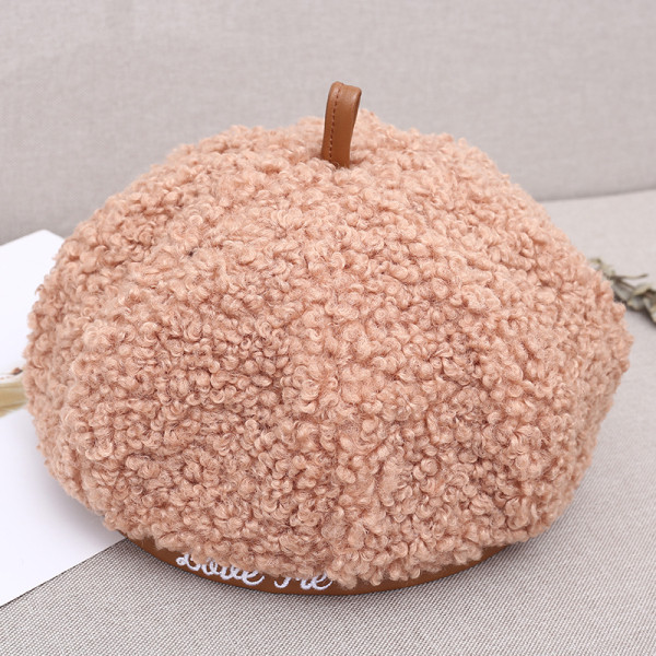 Női plüss barett sapka piros, zöld, bézs, fekete és barna színekben