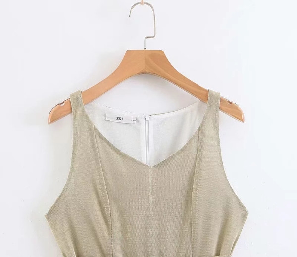 Rochie casual de dama plisata cu bretele subtiri si curea bej