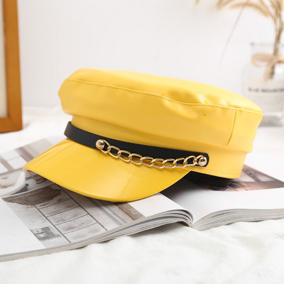 Modern női sapka típusú sapka fémlánccal bézs, fekete és sárga színekben