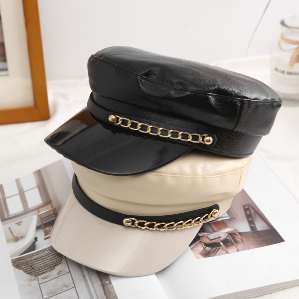 Modern női sapka típusú sapka fémlánccal bézs, fekete és sárga színekben