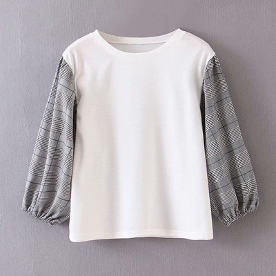 Női alkalmi fehér blúz 3/4-es kockás ujjakkal