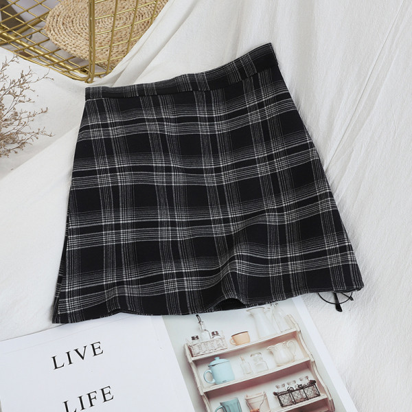 Kockás női szoknya magas derékkal szürke, barna és fekete színekben