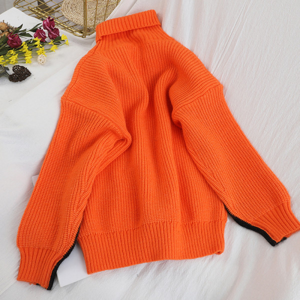 Aktuális női pulóver magas gallérral, kék, narancs, bézs, sárga és fekete színekben