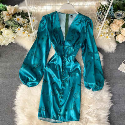 Modern női ruha virágmintás V-nyakú, széles ujjú kék színben